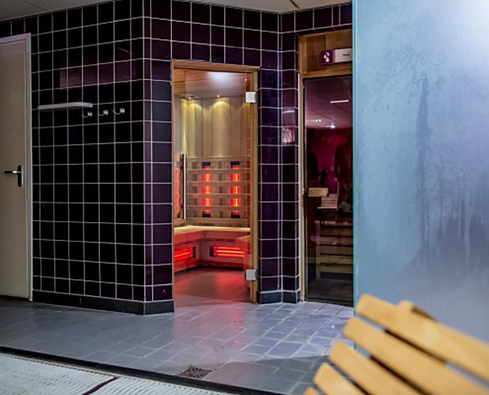 Hotel De Beurs Хоофдорп Екстериор снимка