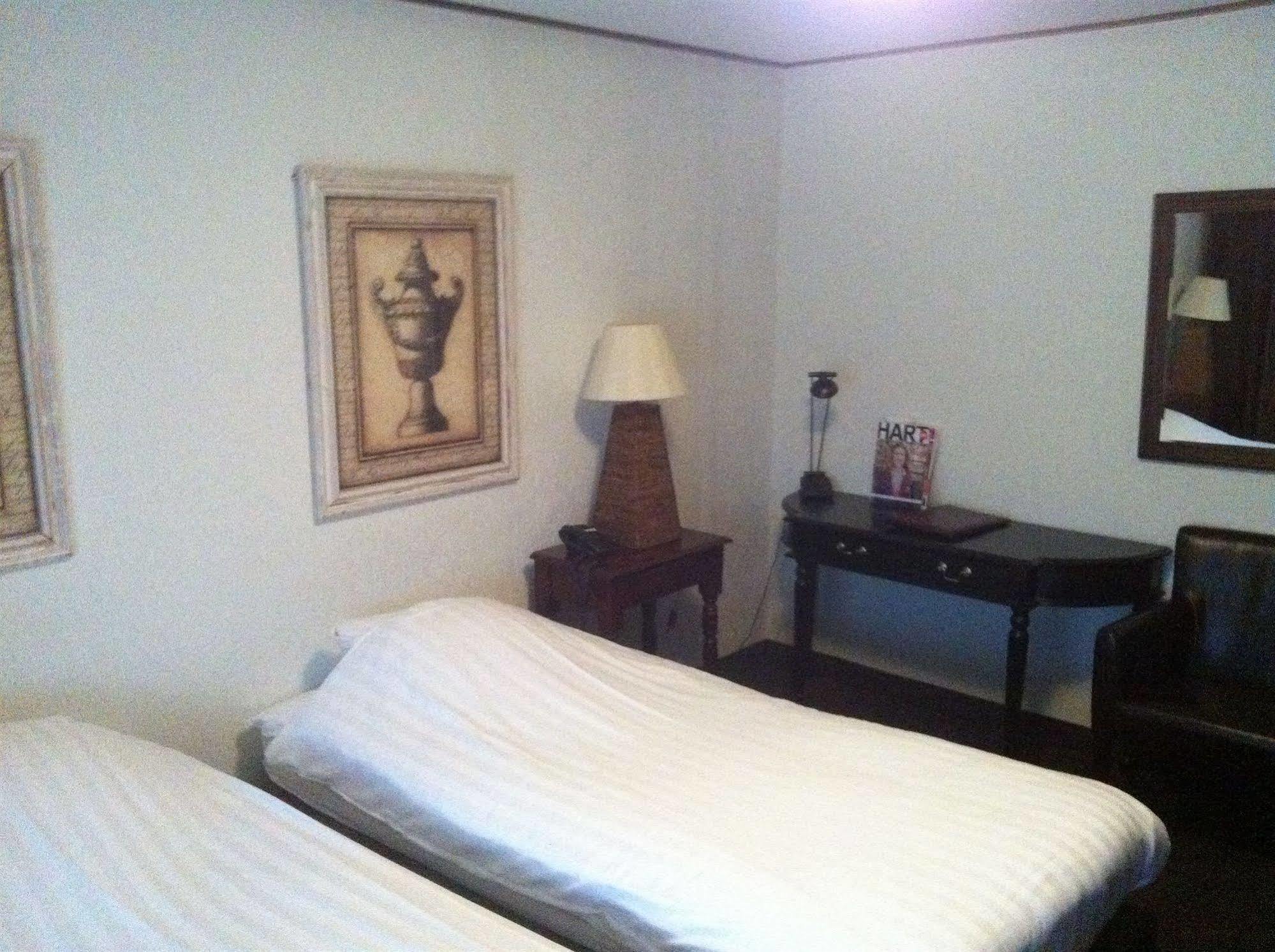 Hotel De Beurs Хоофдорп Екстериор снимка