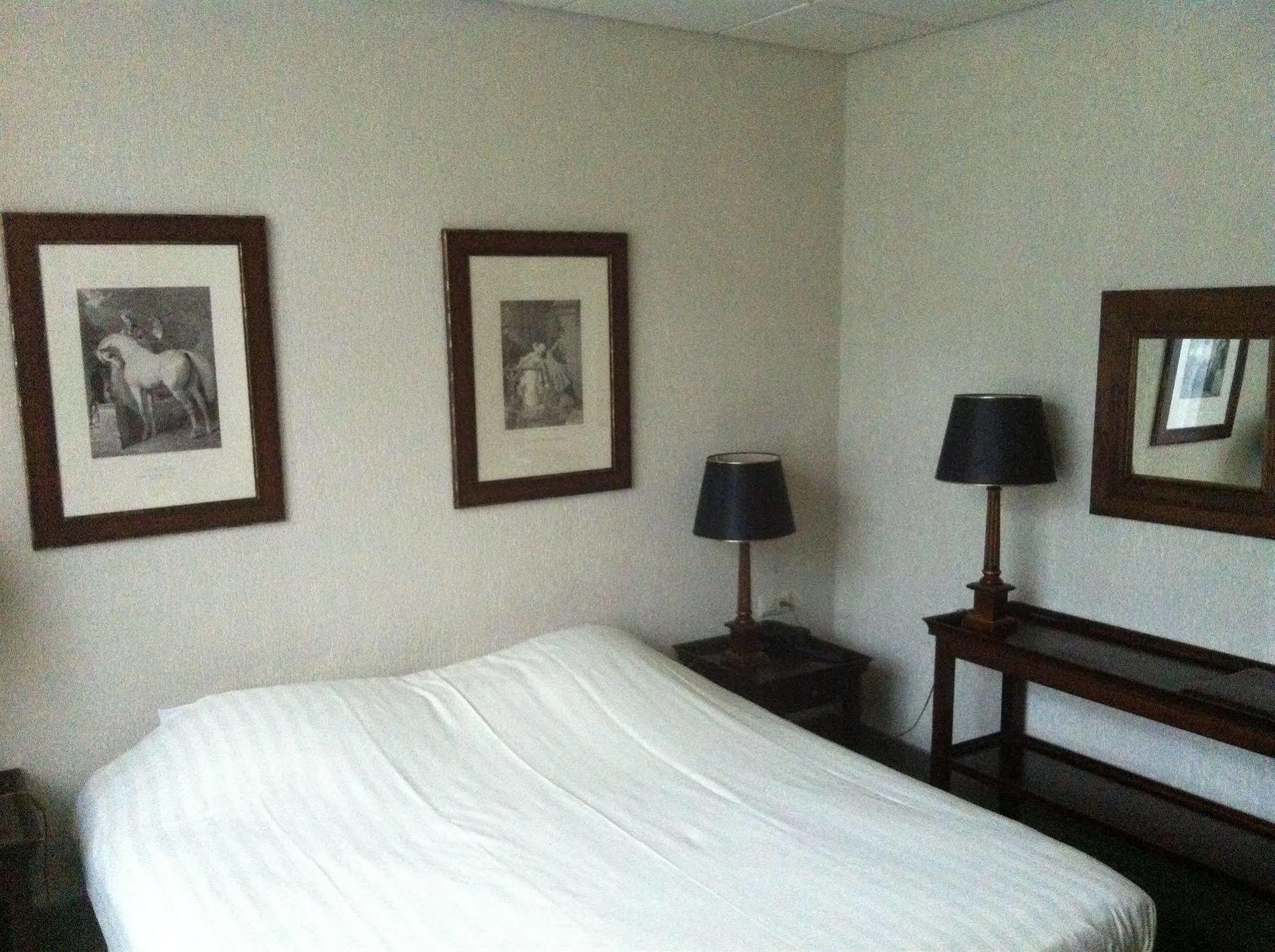 Hotel De Beurs Хоофдорп Екстериор снимка