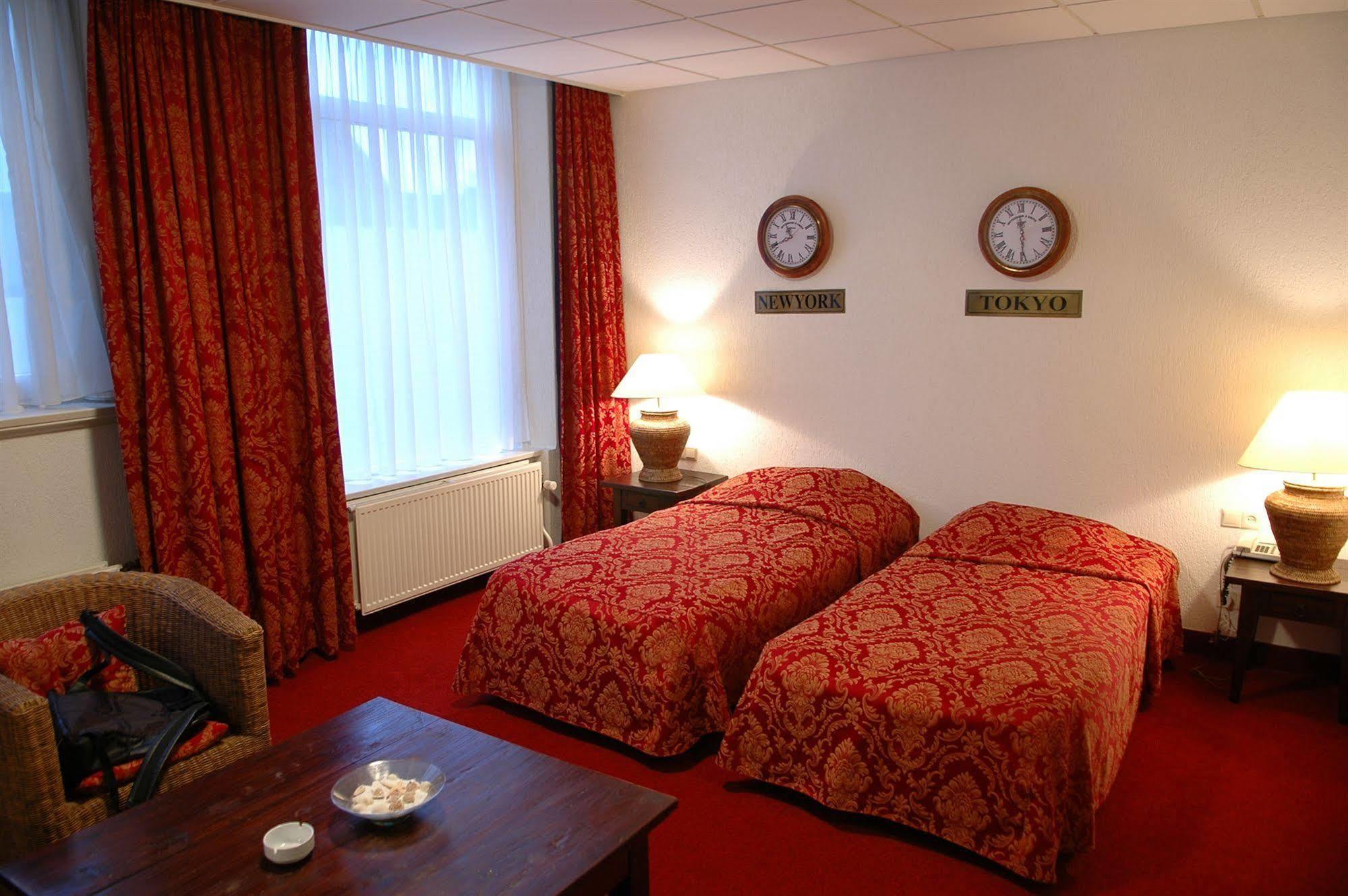 Hotel De Beurs Хоофдорп Екстериор снимка